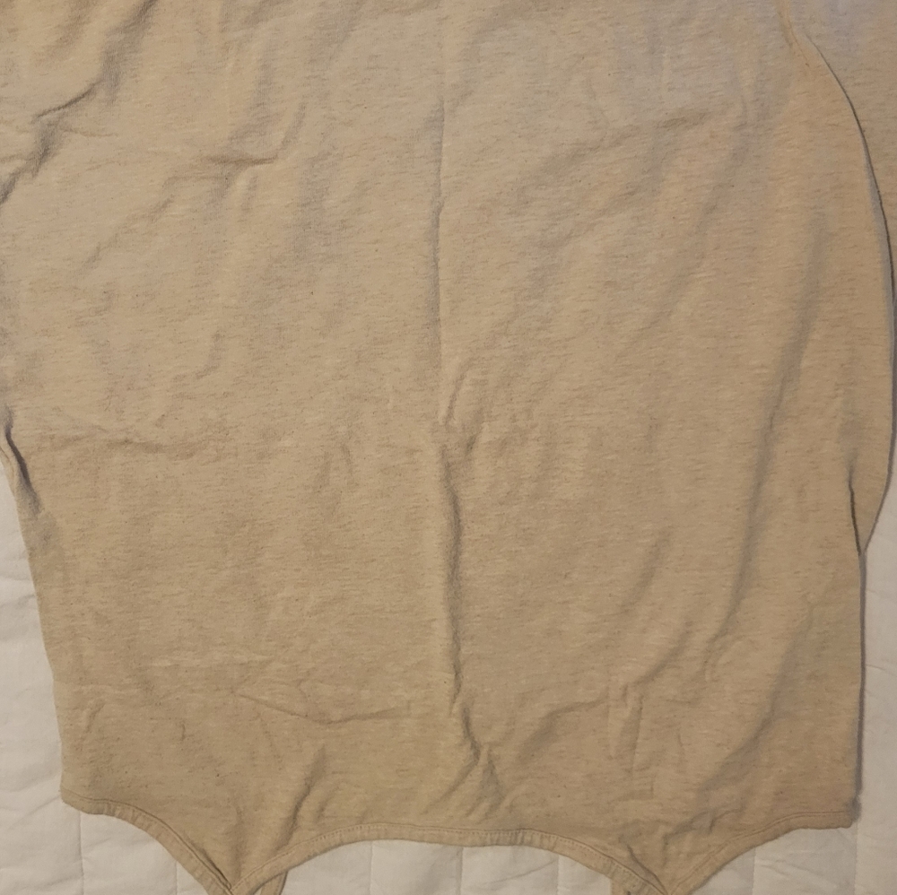 Bundle maternity tanks